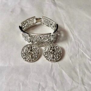 Lace Cut Fashion Bracelet & Earrings Set